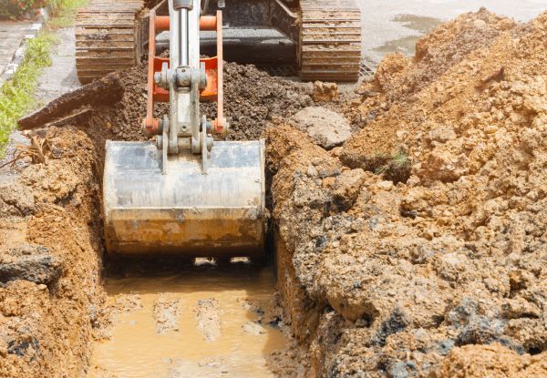 Water Line Digging in Middletown
